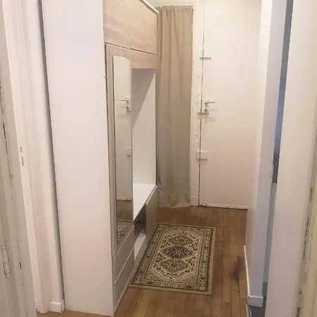 Cosy Auteuil Apartment